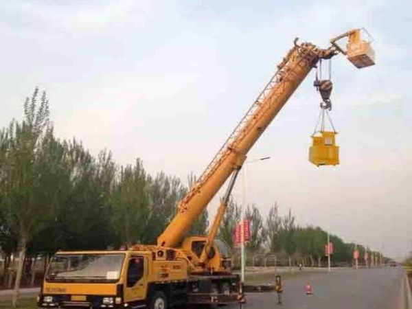 四平市吊车租赁公司_为什么要选择吊车出租?